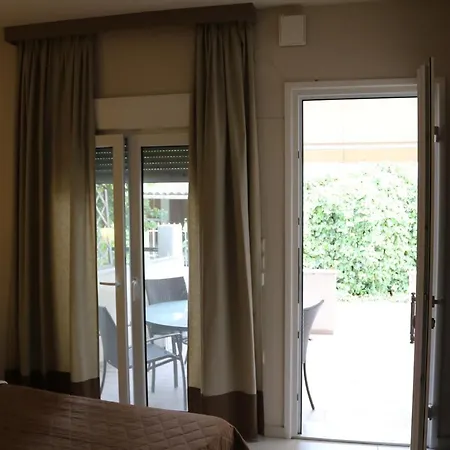 Apartment Thea Siviri