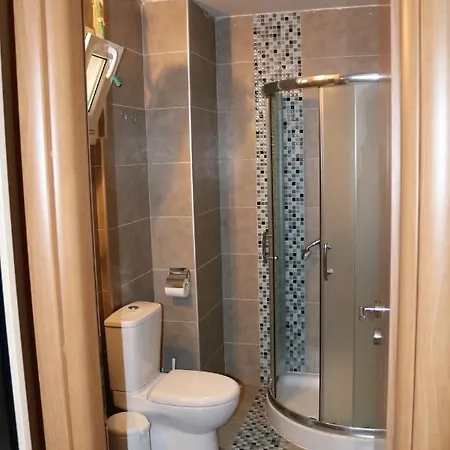 Thea Apartment *